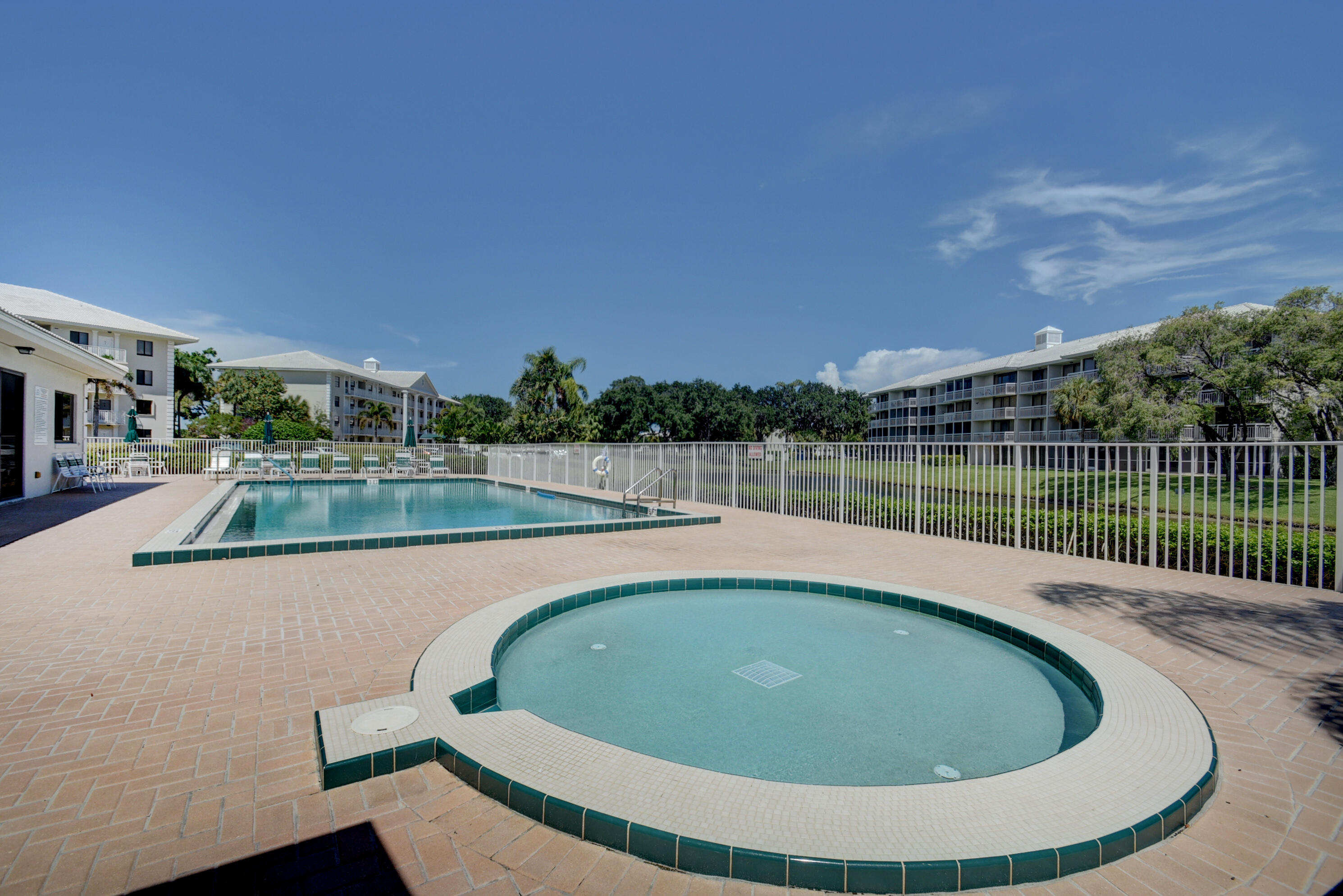 6109 Balboa Circle, Unit 104 Boca Raton, FL 33433 - Photo 29 of 37 29_dsc_9832and4more