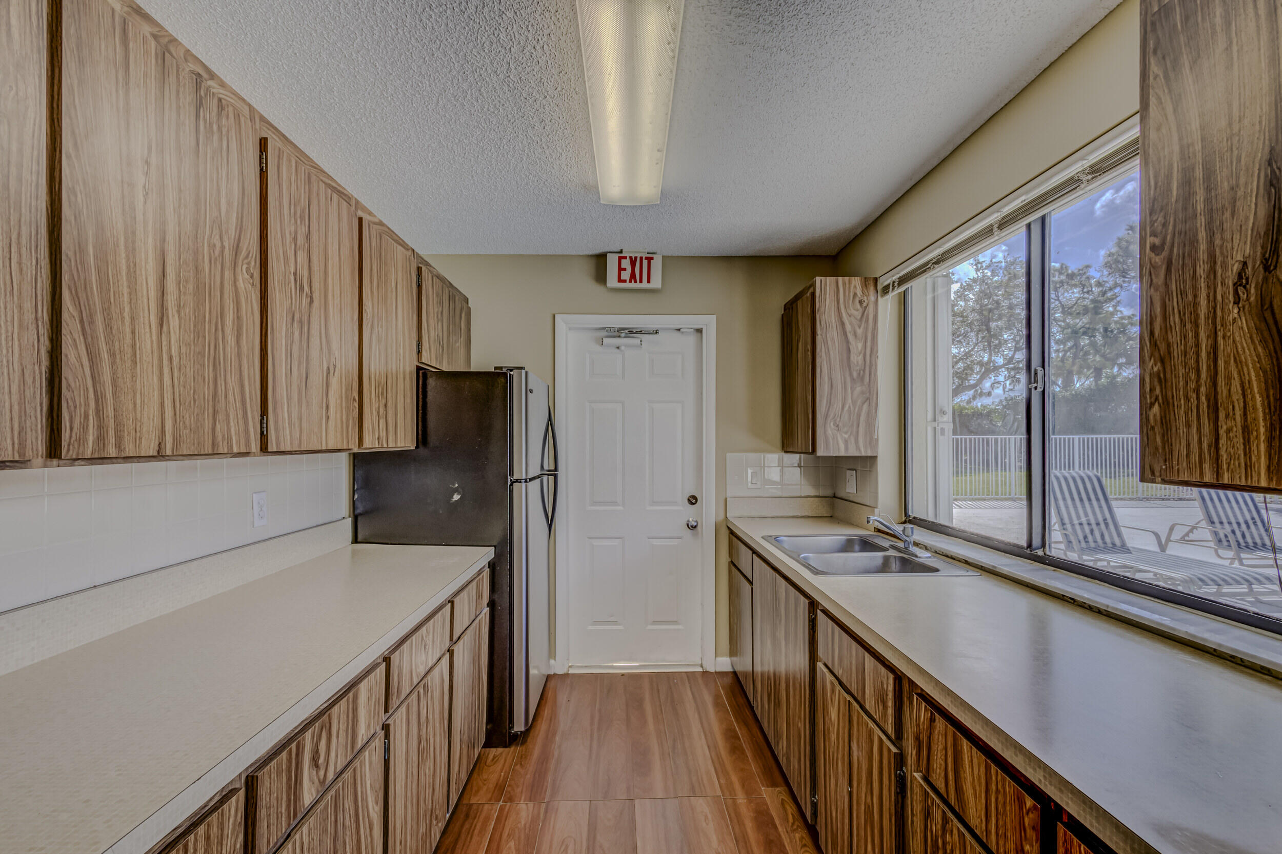 6109 Balboa Circle, Unit 104 Boca Raton, FL 33433 - Photo 31 of 37 34__d1a7912js