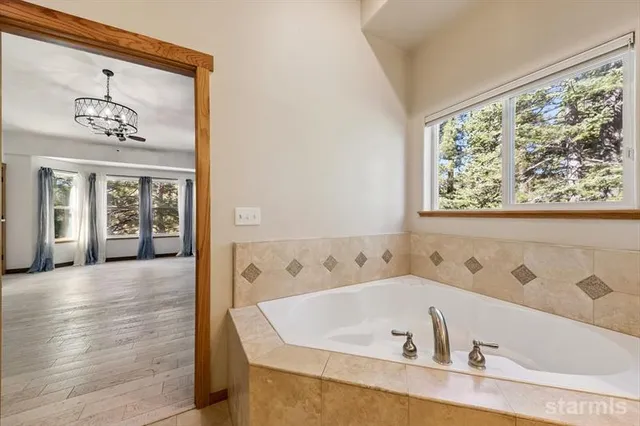 $1,375,000 | 236 Uplands Way, South Lake Tahoe, CA 96150