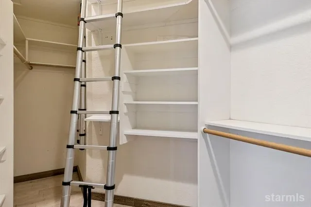 $1,375,000 | 236 Uplands Way, South Lake Tahoe, CA 96150