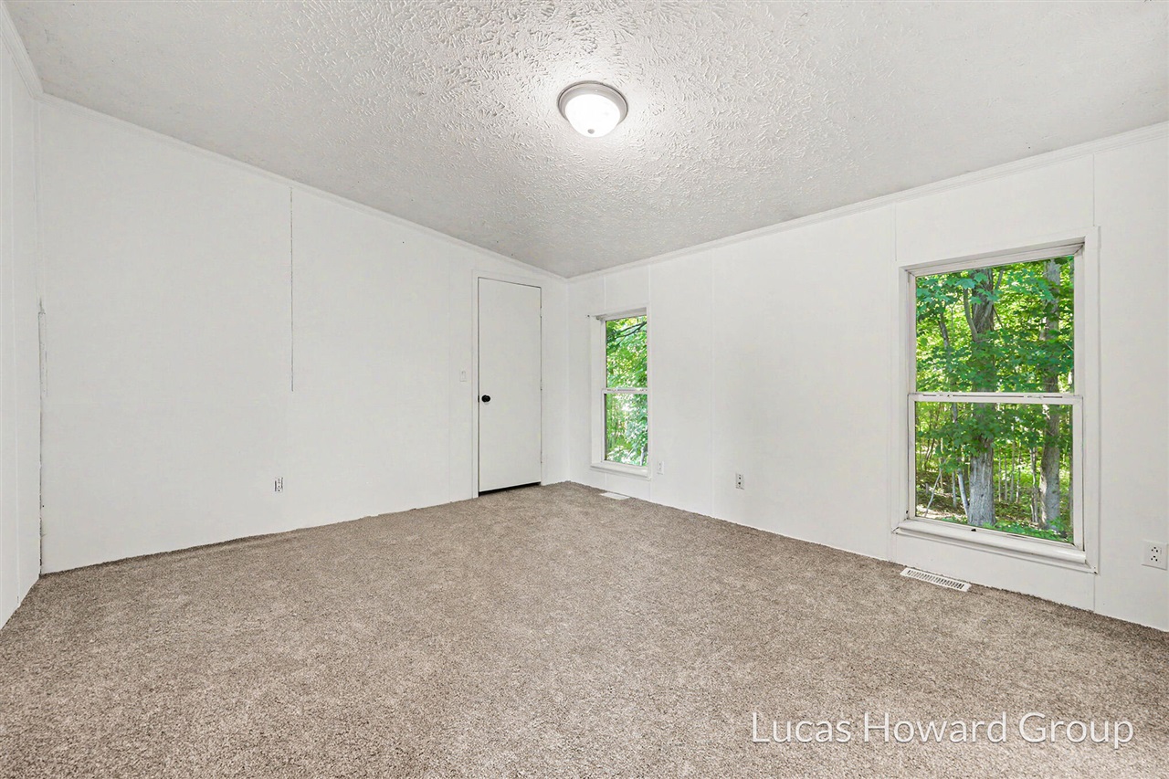 6088 West 1 Mile Road Fremont, MI 49412 - Photo 11 of 32