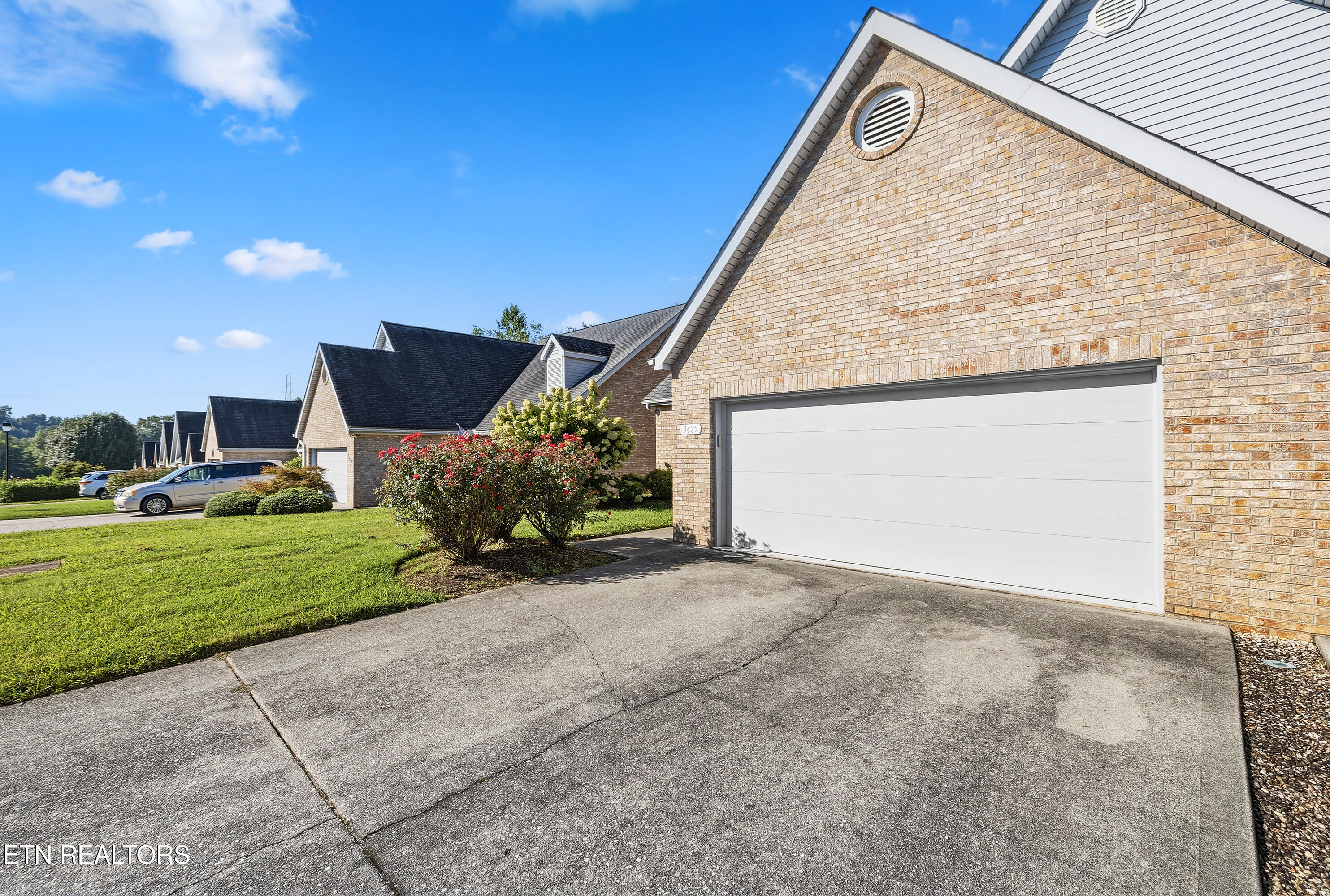 3425 Laurel View Road Knoxville, TN 37917 - Photo 5 of 21 Positive Perceptions-2