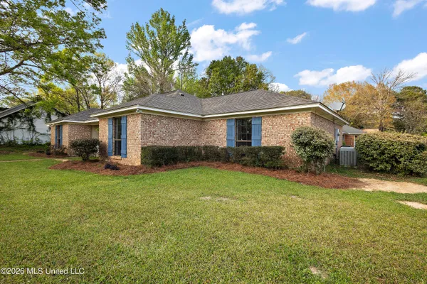 $270,000 | 5900 Kristen Drive, Jackson, MS 39211