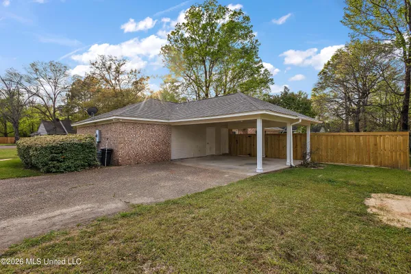 $270,000 | 5900 Kristen Drive, Jackson, MS 39211