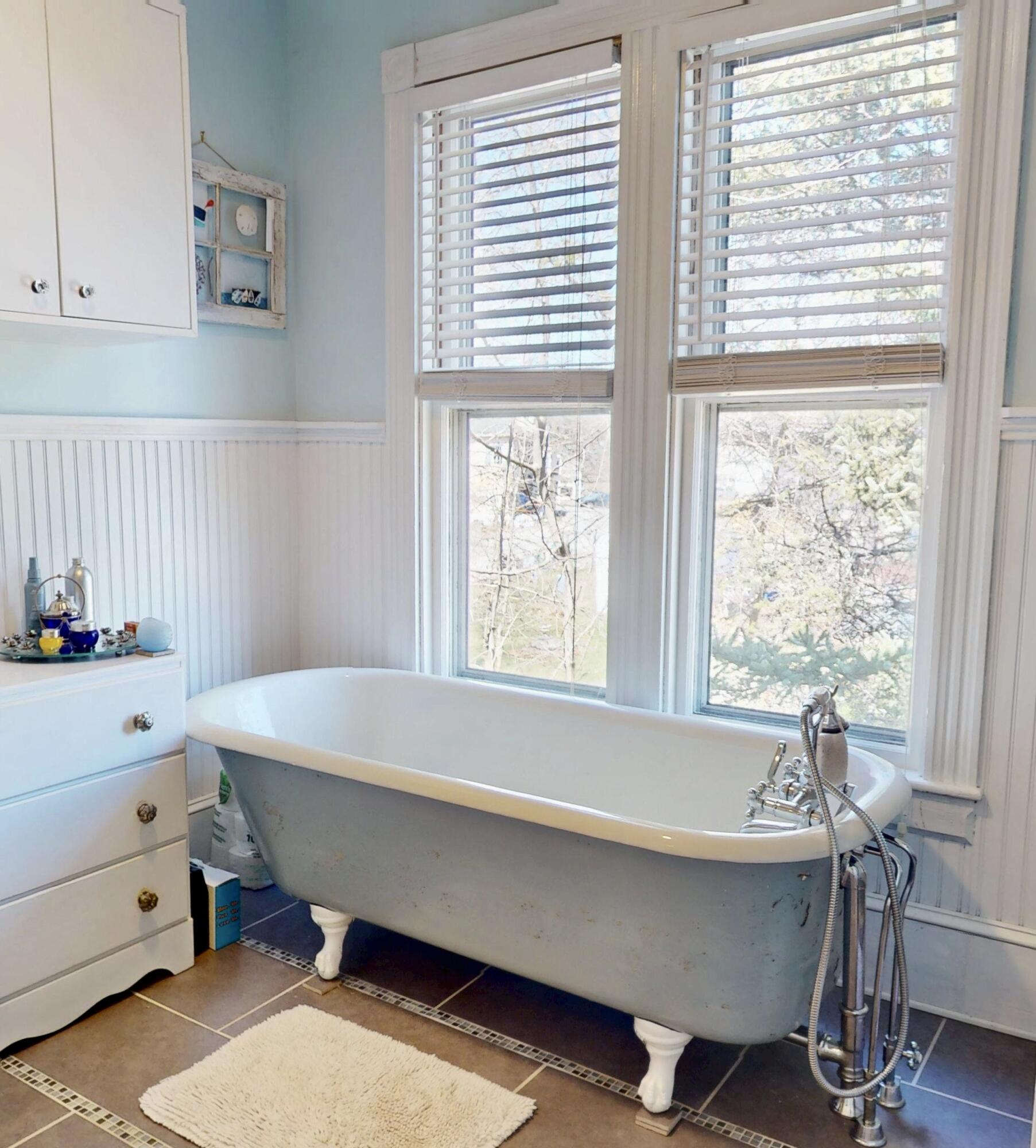 14 Water Street Vinalhaven, ME 04863 - Photo 30 of 47 14-Water-St-04212025_144823