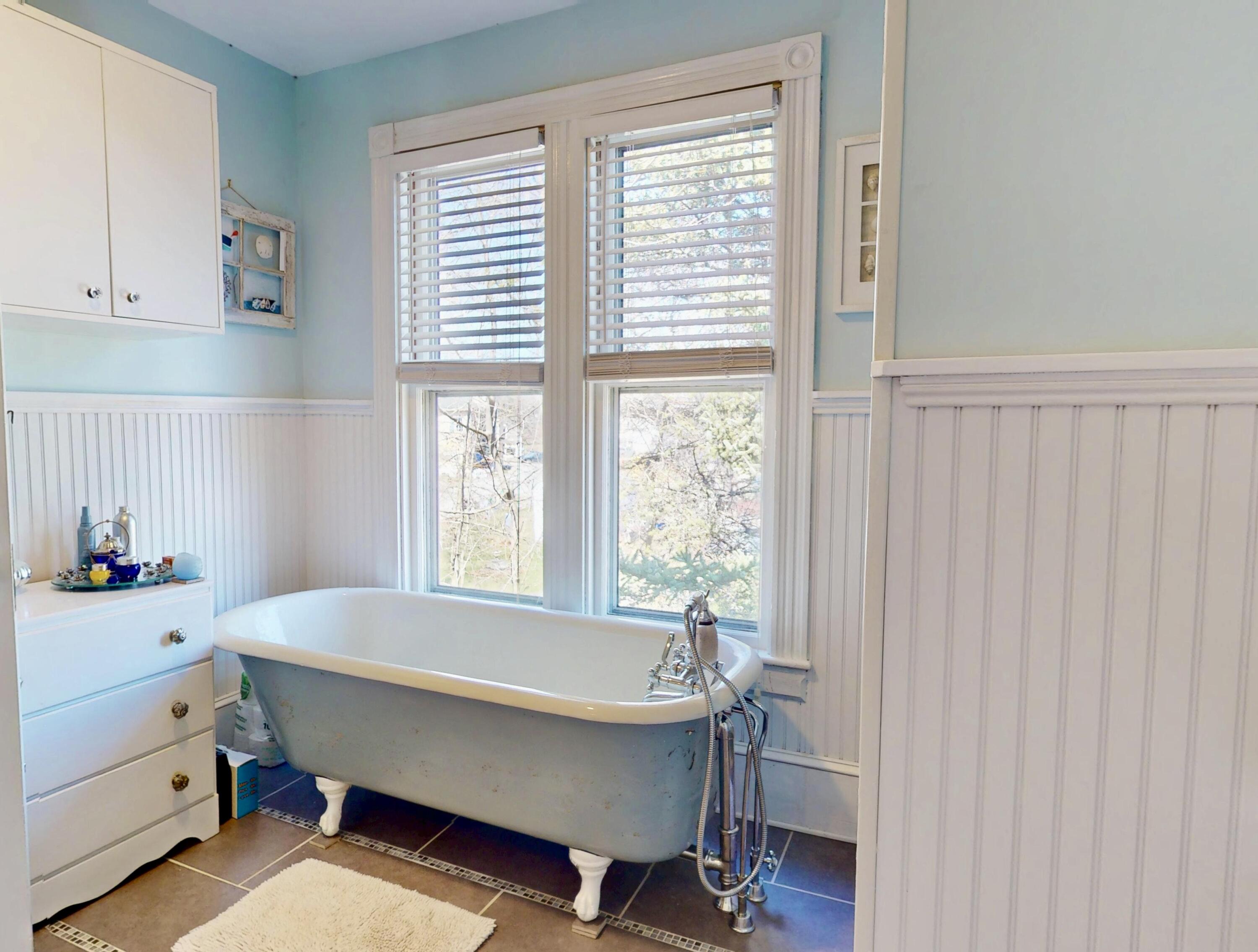 14 Water Street Vinalhaven, ME 04863 - Photo 31 of 47 14-Water-St-04212025_145016