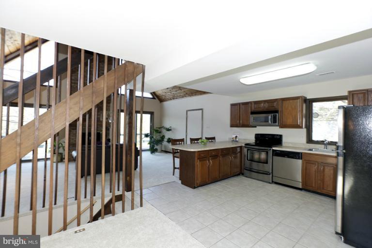 755 Snodgrass Road Crownsville, MD 21032 - Photo 1 of 21 Kitchen