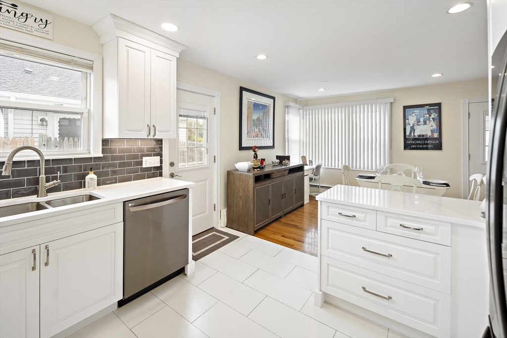 371 North Shore Road Revere, MA 02151 - Photo 4 of 29 Gallery Image 4