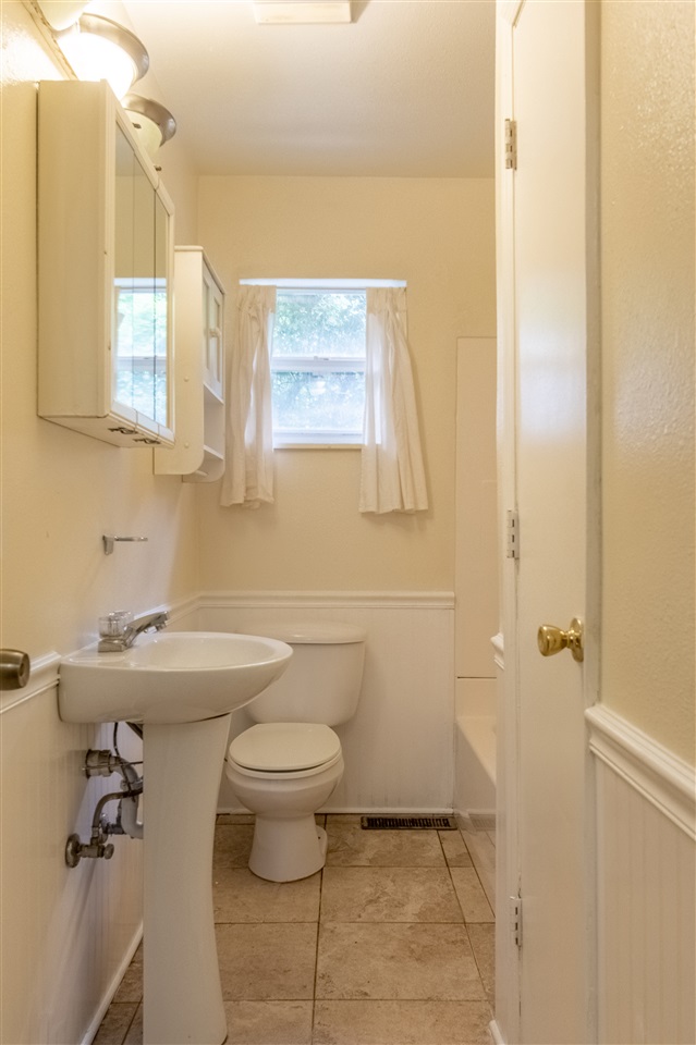 1924 Trimble Road Tallahassee, FL 32303 - Photo 17 of 35