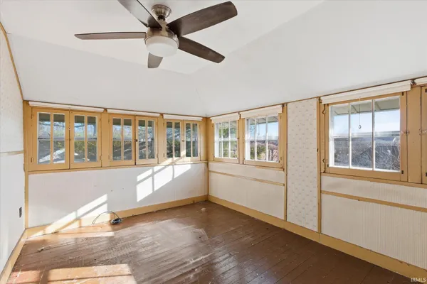 $265,000 | 280 West Hillside Avenue, Spencer, IN 47460