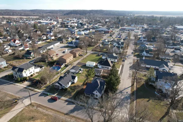 $265,000 | 280 West Hillside Avenue, Spencer, IN 47460