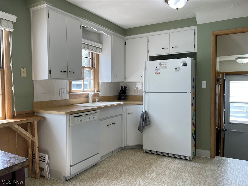 4110 Linnell Road Cleveland, OH 44121 - Photo 15 of 29 Gallery Image 15