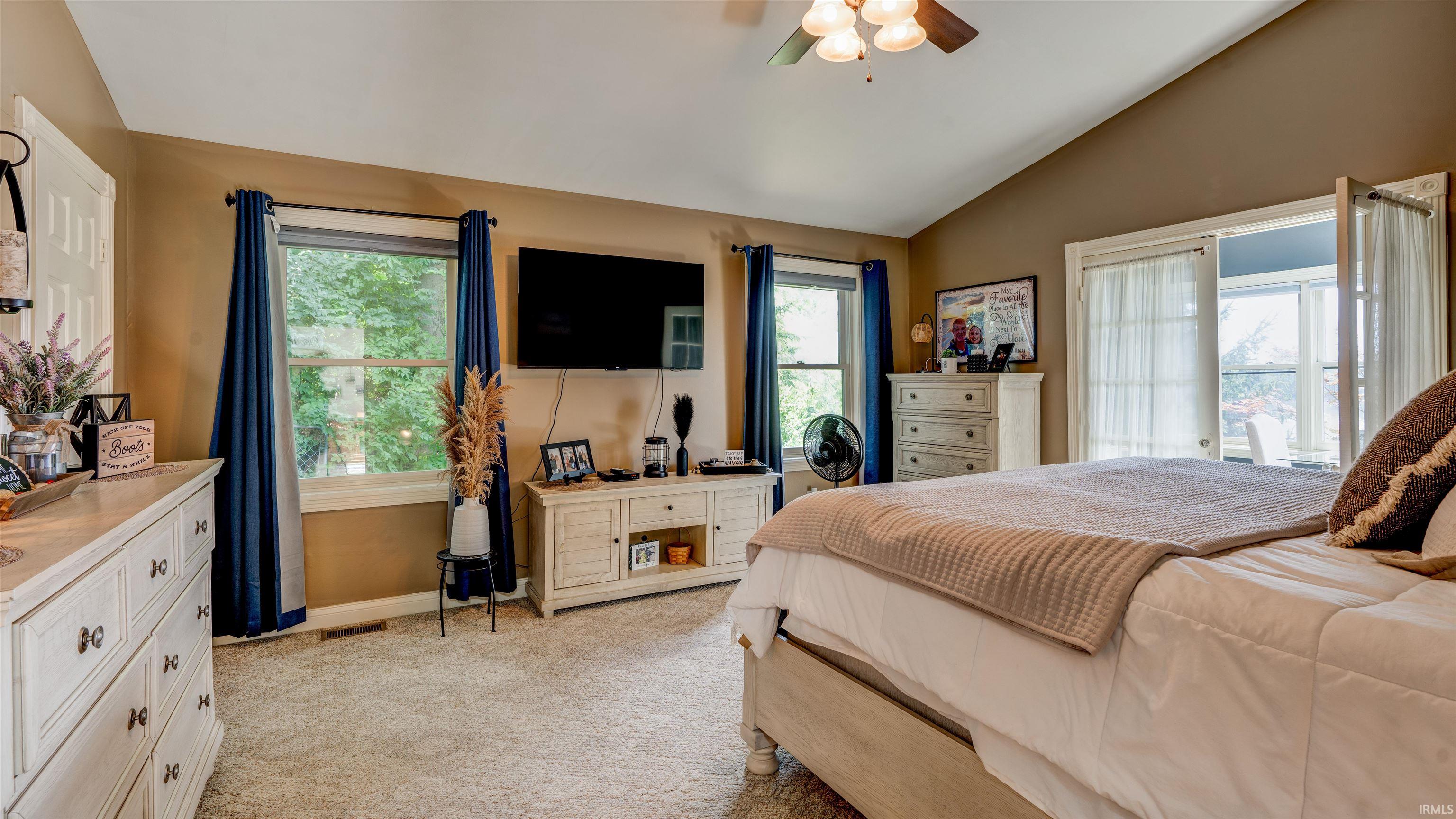 9718 Smith Diamond Road Mount Vernon, IN 47620 - Photo 7 of 20 Gallery Image 7