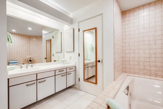 $1,445,000 | 50 Puu Anoano Street, Unit 903, Lahaina, HI 96761