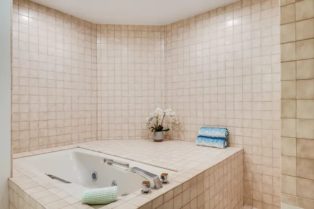 $1,445,000 | 50 Puu Anoano Street, Unit 903, Lahaina, HI 96761