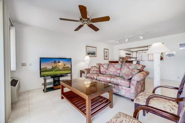 $1,445,000 | 50 Puu Anoano Street, Unit 903, Lahaina, HI 96761