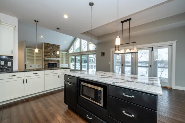 $1,300,000 | 11087 Lake Shore Drive, Berrien Springs, MI 49103