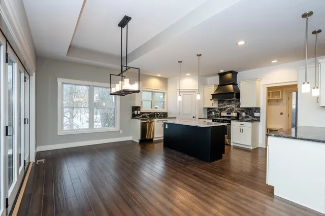 $1,300,000 | 11087 Lake Shore Drive, Berrien Springs, MI 49103