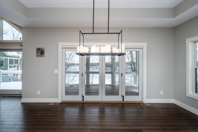 $1,300,000 | 11087 Lake Shore Drive, Berrien Springs, MI 49103