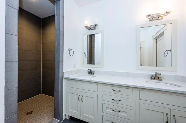 $1,300,000 | 11087 Lake Shore Drive, Berrien Springs, MI 49103