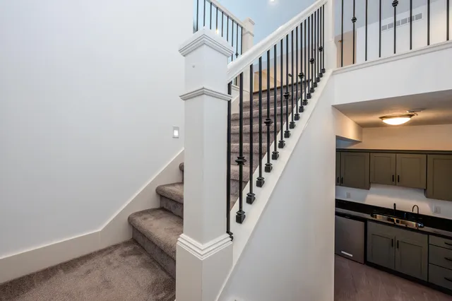 $1,300,000 | 11087 Lake Shore Drive, Berrien Springs, MI 49103