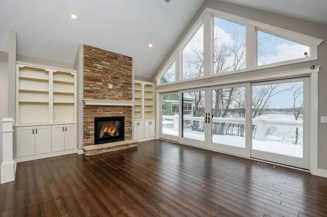 $1,300,000 | 11087 Lake Shore Drive, Berrien Springs, MI 49103