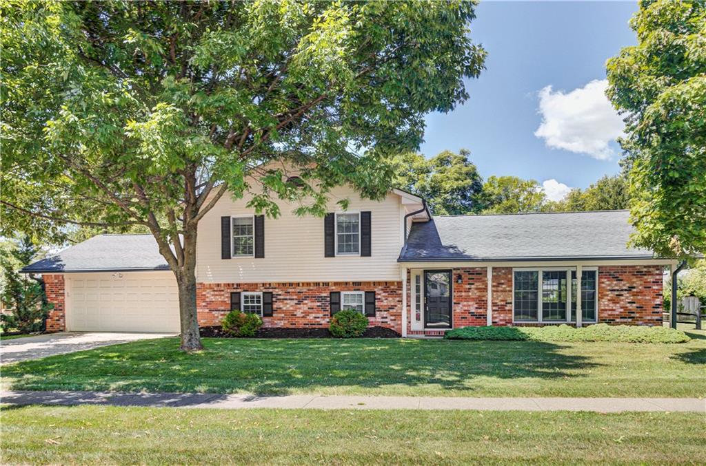 8702 Fox Ridge Lane Indianapolis, IN 46256 - Photo 1 of 34 Gallery Image 1