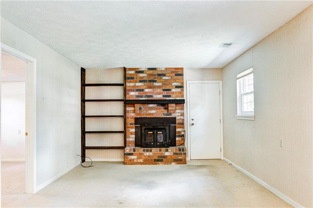 8702 Fox Ridge Lane Indianapolis, IN 46256 - Photo 14 of 34 Gallery Image 14