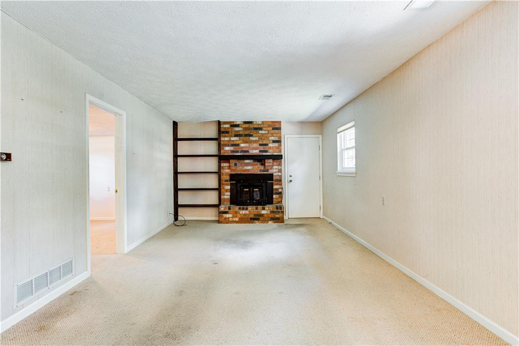 8702 Fox Ridge Lane Indianapolis, IN 46256 - Photo 15 of 34 Gallery Image 15