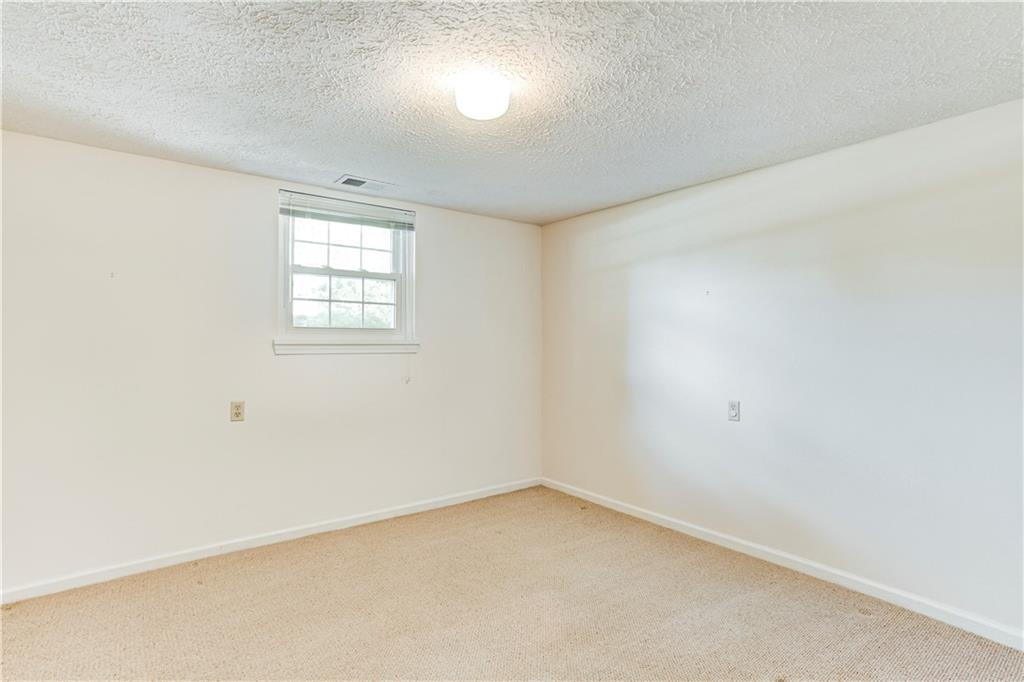8702 Fox Ridge Lane Indianapolis, IN 46256 - Photo 16 of 34 Gallery Image 16