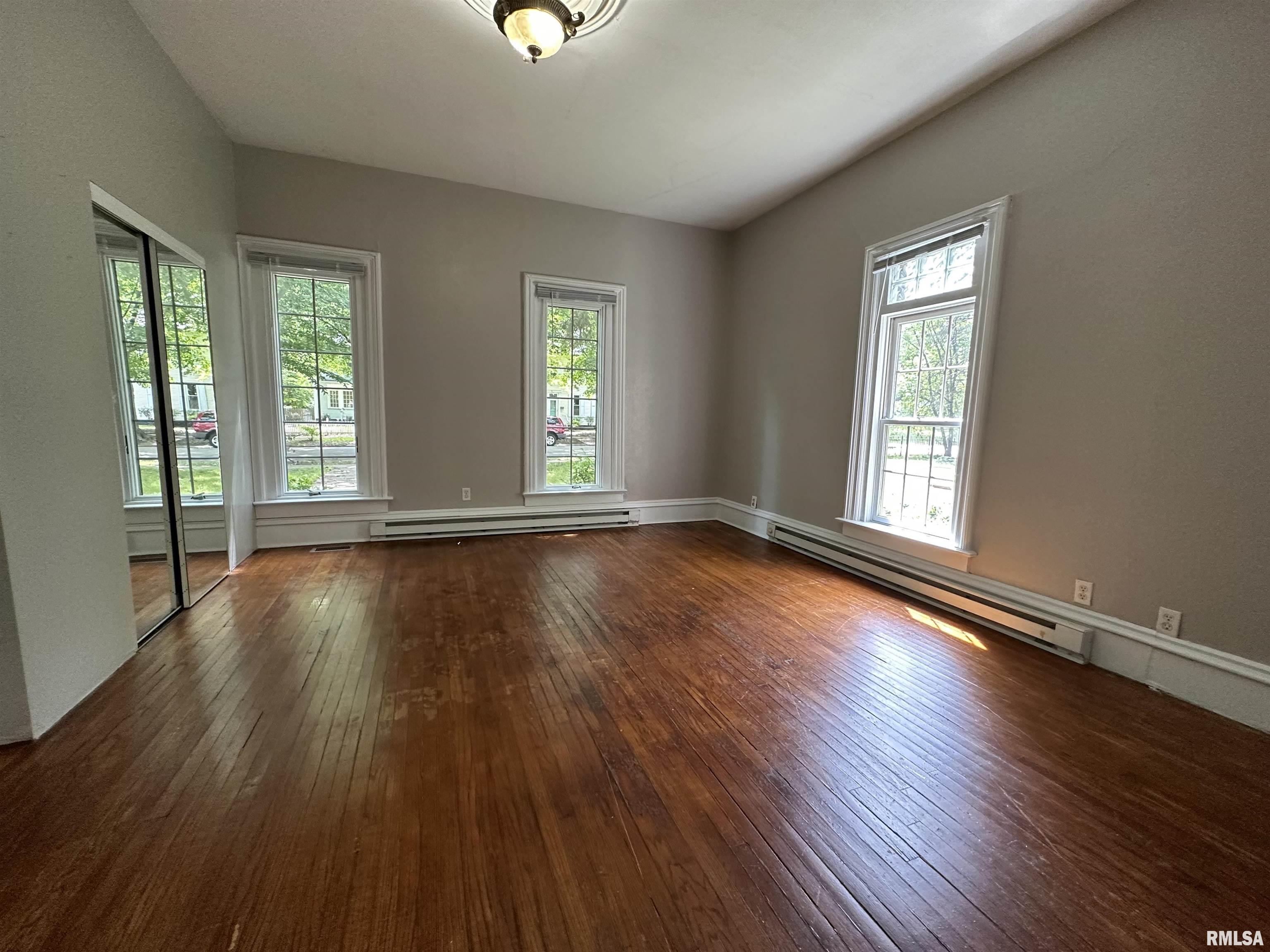 333 South Douglas Avenue, Unit 1 Springfield, IL 62704 - Photo 4 of 11