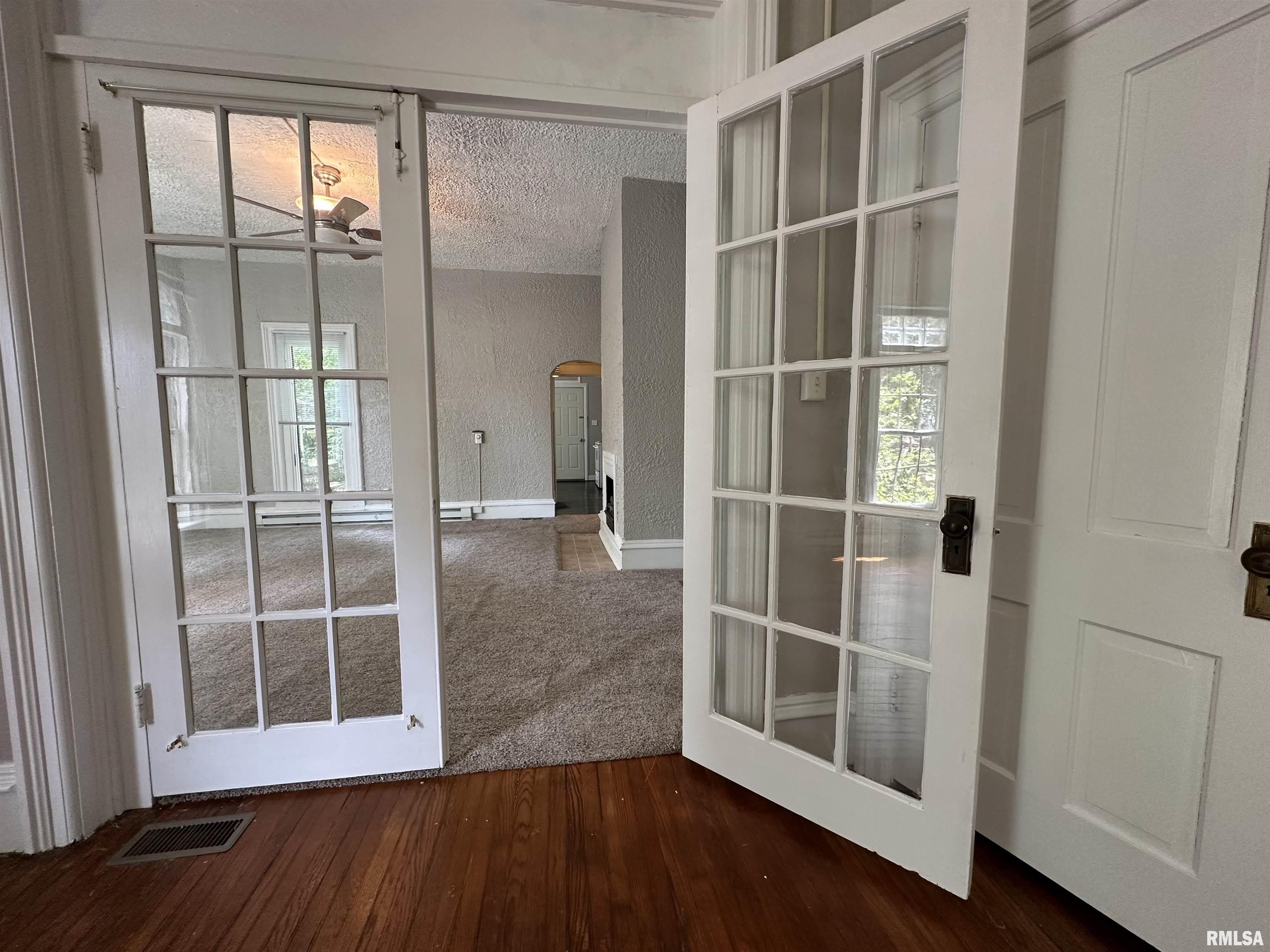 333 South Douglas Avenue, Unit 1 Springfield, IL 62704 - Photo 6 of 11