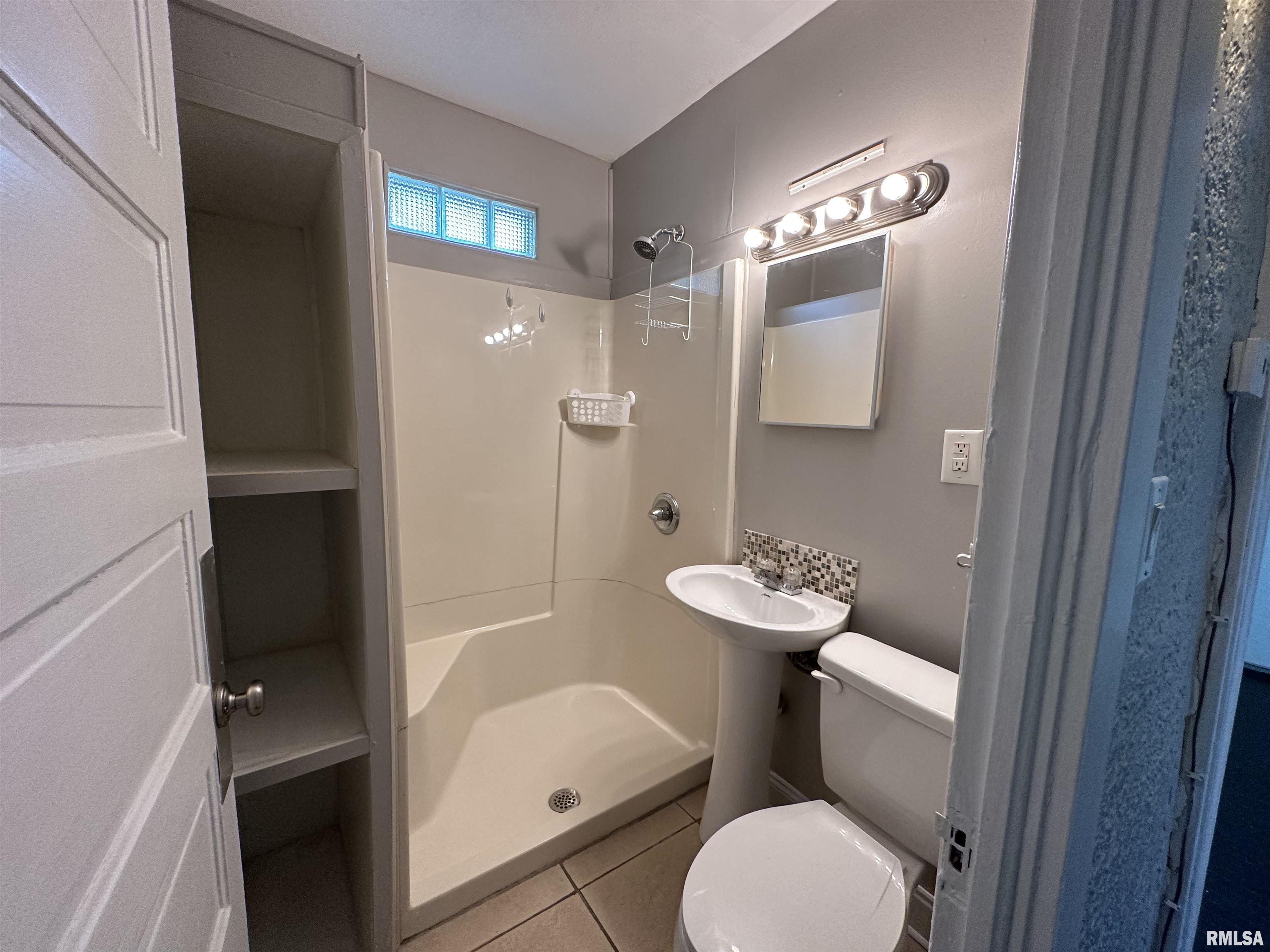 333 South Douglas Avenue, Unit 1 Springfield, IL 62704 - Photo 7 of 11