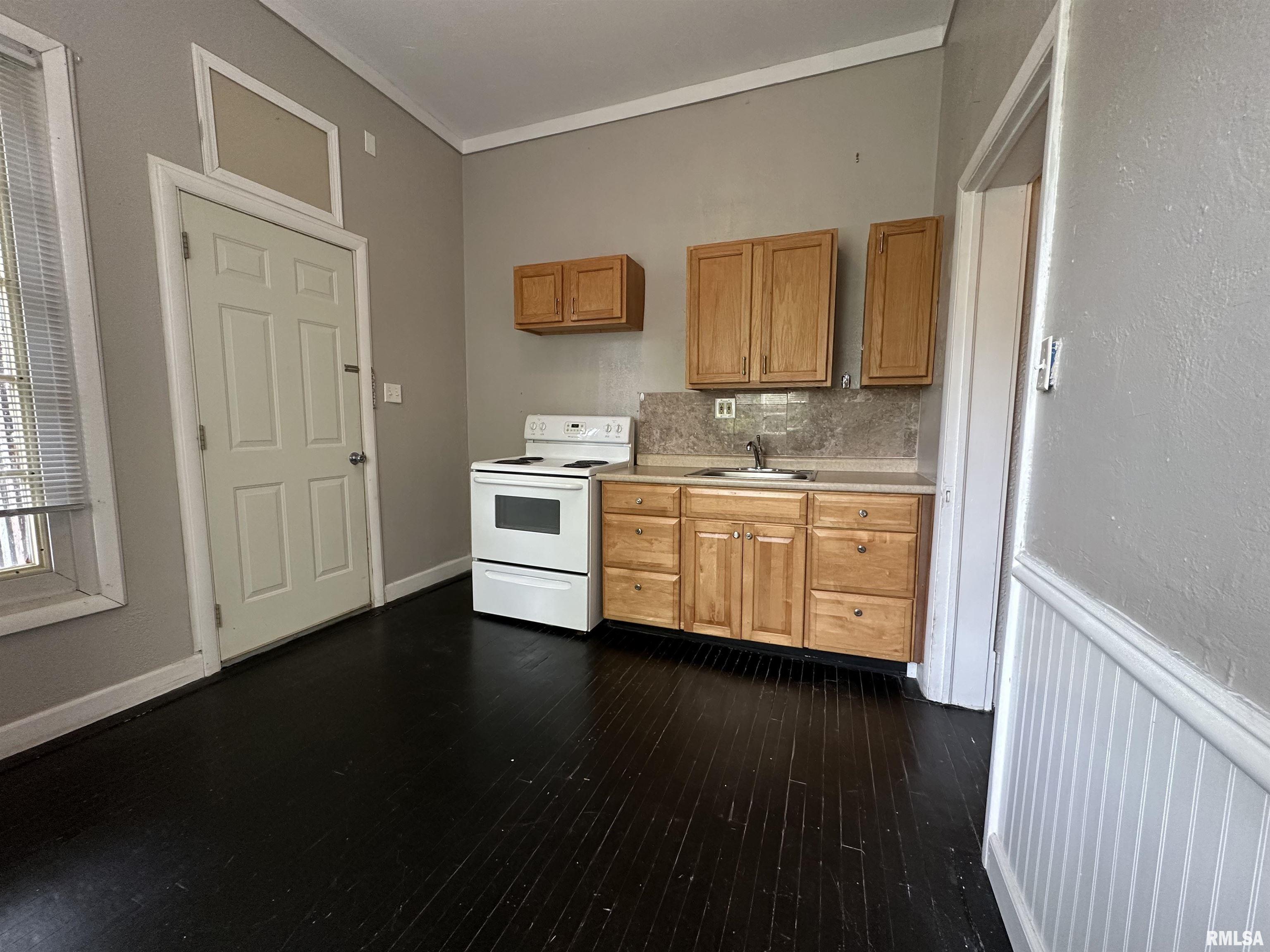 333 South Douglas Avenue, Unit 1 Springfield, IL 62704 - Photo 8 of 11