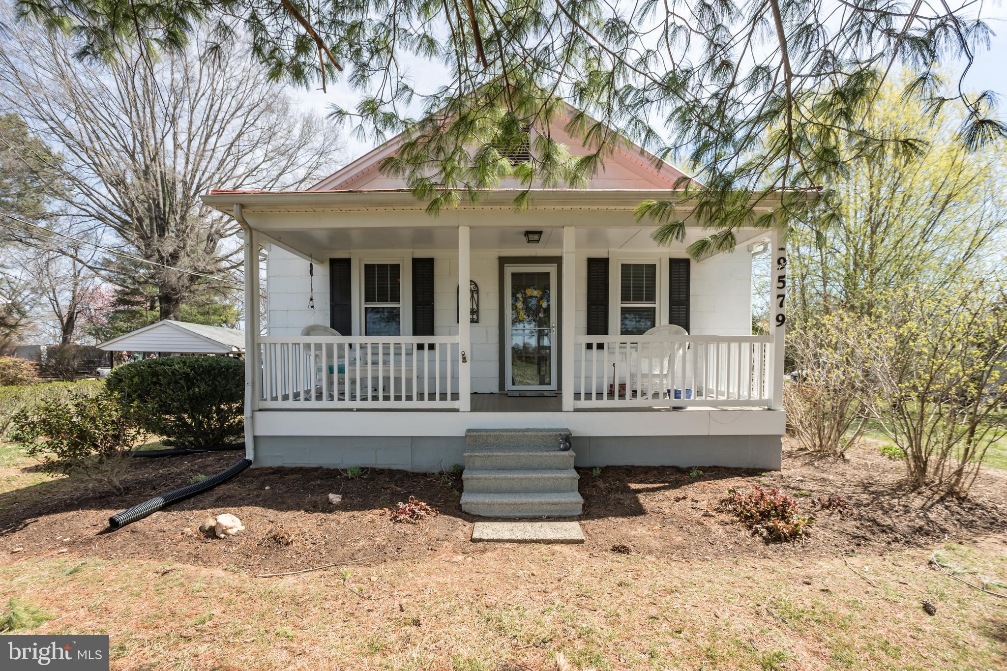 Cute Bungalow