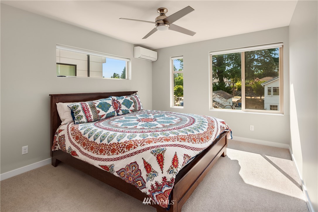 3273 37th Avenue Southwest Seattle, WA 98126 - Photo 14 of 22 Gallery Image 14