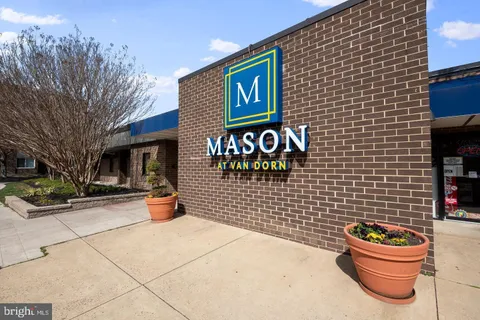 $190,000 | 75 South Reynolds Street, Unit 108, Alexandria, VA 22304