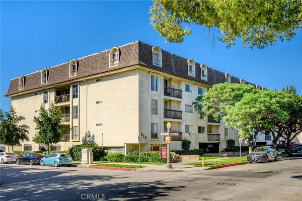$2,400 | 570 West Stocker Street, Glendale, CA 91202