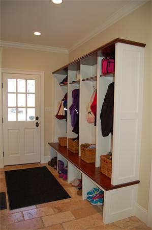 27 Oxford Road Wellesley, MA 02481 - Photo 14 of 19 a room with musical instruments