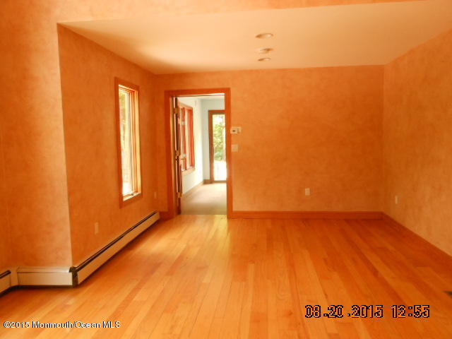 296 Pleasant Valley Road Morganville, NJ 07751 - Photo 22 of 32 DSCN1407