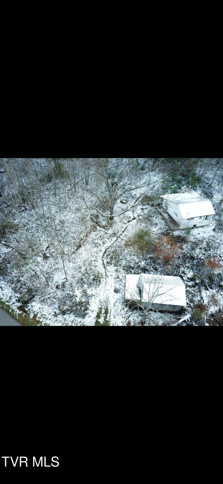 272 Ann Goode Cooper Road Hiltons, VA 24258 - Photo 6 of 14 IMG_5171