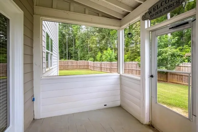 a view of an outdoor space and tv