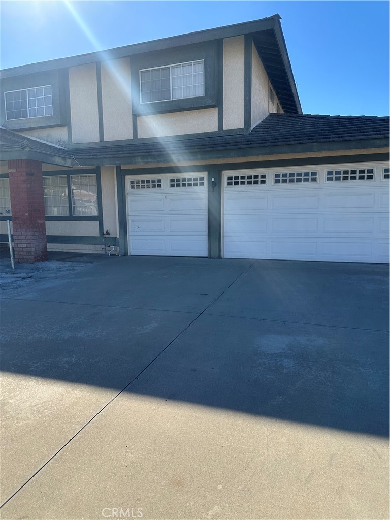 1029-1029 West Madrona Street Rialto, CA 92376 - Photo 19 of 19 a kitchen with a cabinets