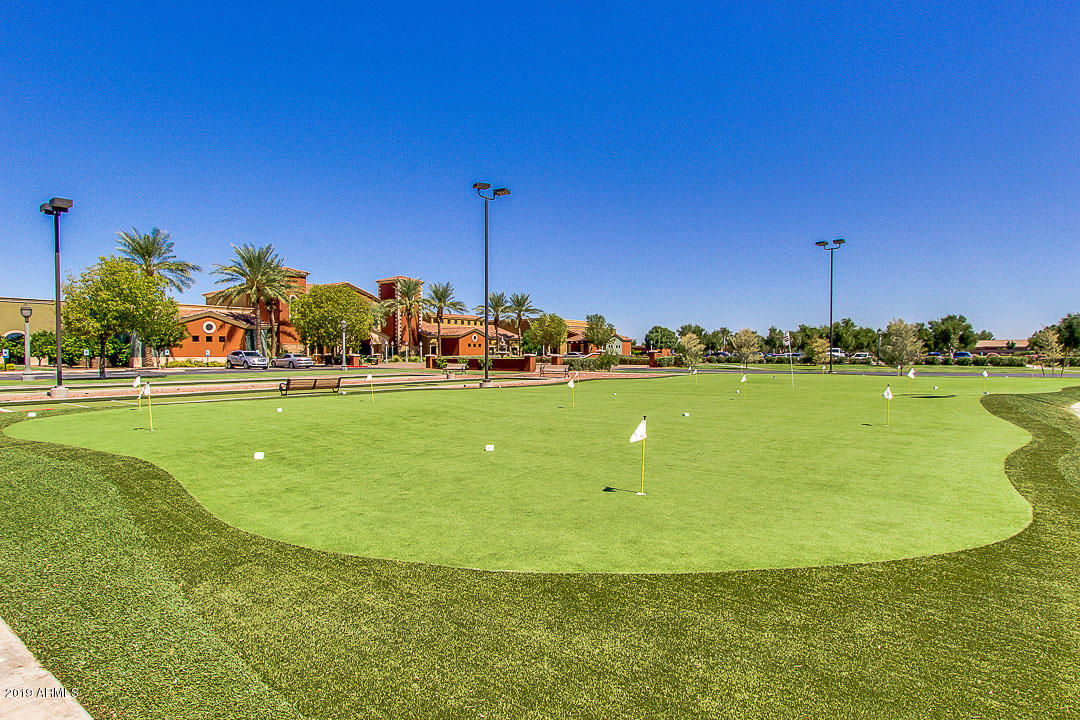 42114 West Cribbage Road Maricopa, AZ 85138 - Photo 63 of 68 Putting green