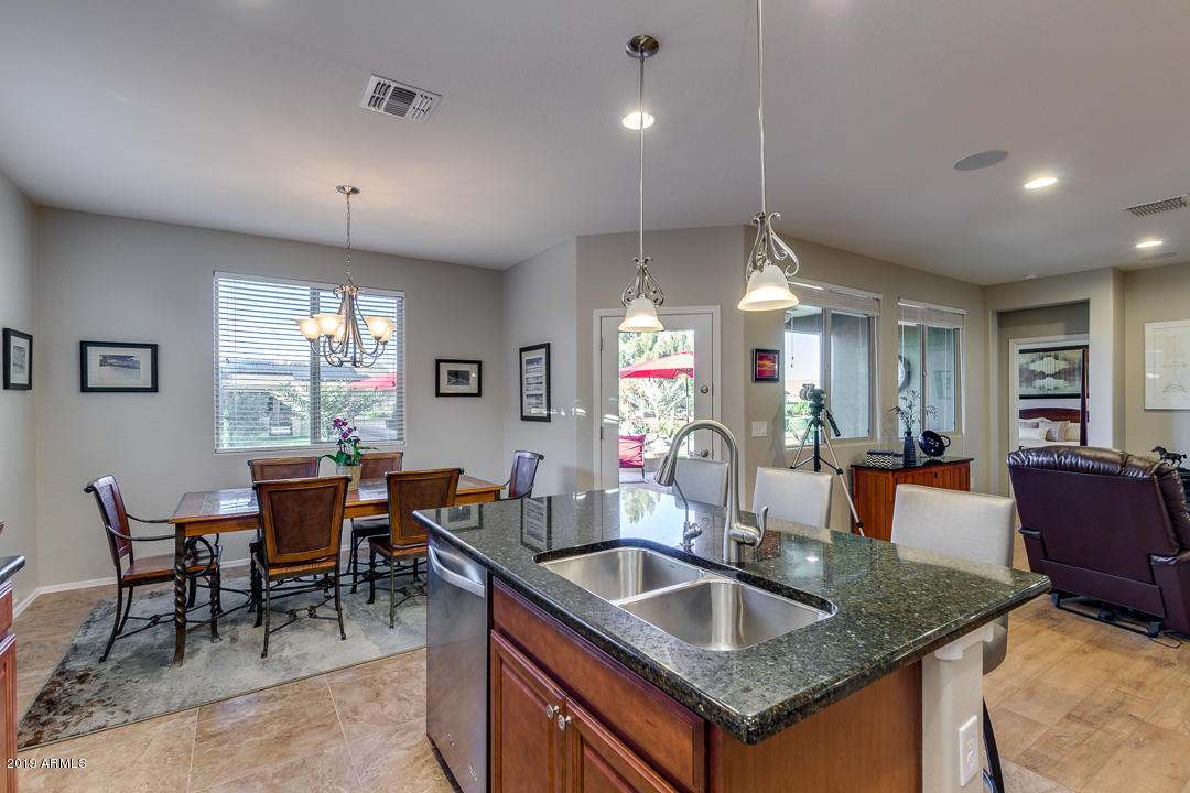 42114 West Cribbage Road Maricopa, AZ 85138 - Photo 9 of 68 Kitchen
