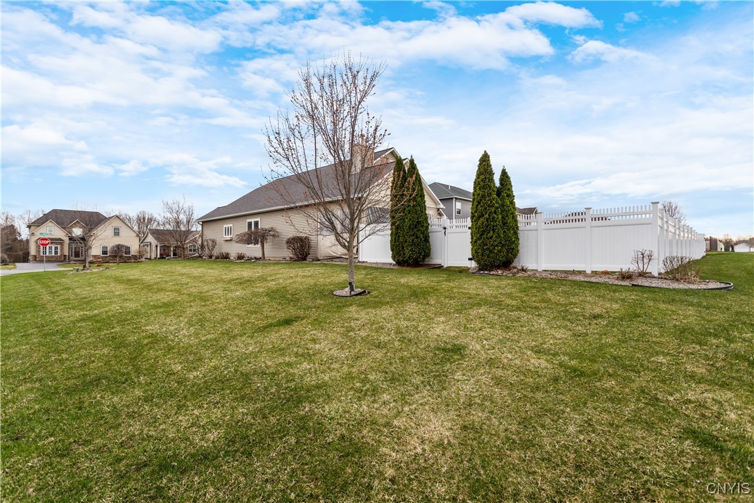 4981 Astilbe Path Clay, NY 13088 - Photo 32 of 36