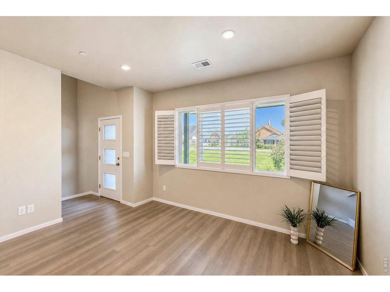 6717 4th St Road, Unit 4 Greeley, CO 80634 - Photo 6 of 48 Plantation shutters