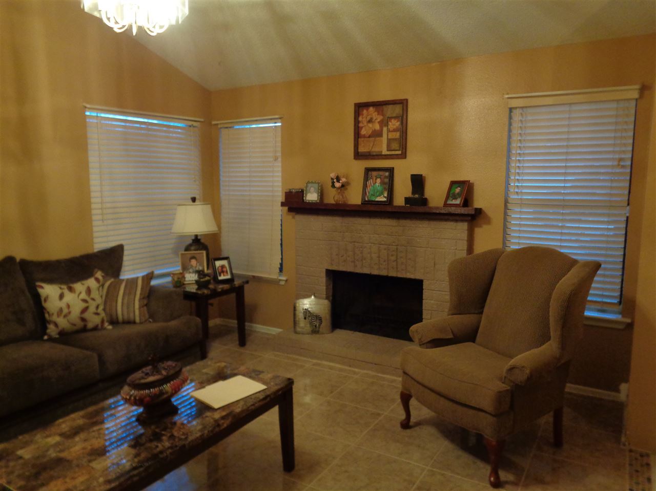 101 Windrift Lane Laredo, TX 78041 - Photo 3 of 17 Gallery Image 3