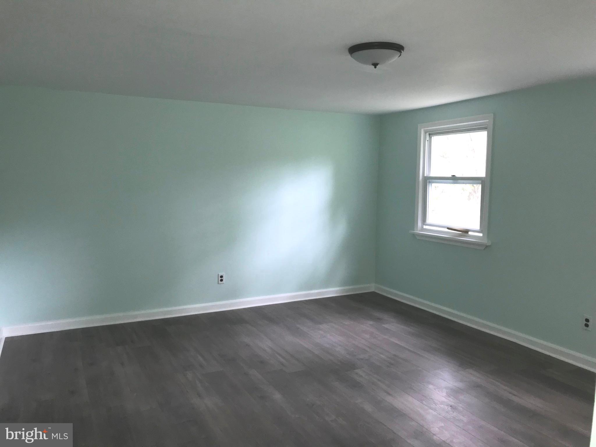 300 Forklanding Road Cinnaminson, NJ 08077 - Photo 18 of 28 Gallery Image 18