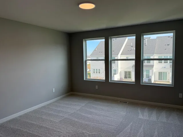 $2,499 | 14964 Avondale View, Rosemount, MN 55068